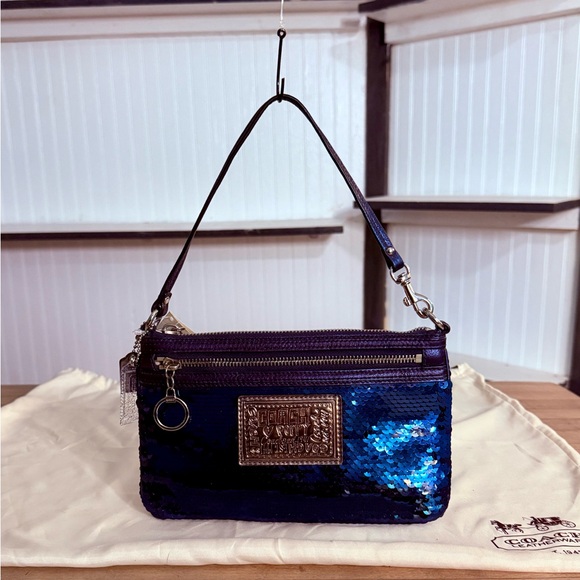Coach 1941 Poppy Blue Sequined Spotlight Convertible Handle Bag Wristlet - Picture 1 of 13